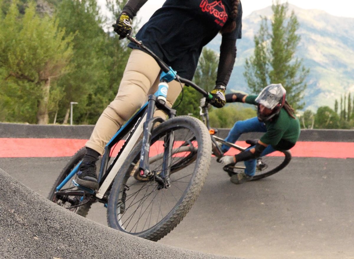 Pumptrack Castejon de Sos - Skateboard a Huesca