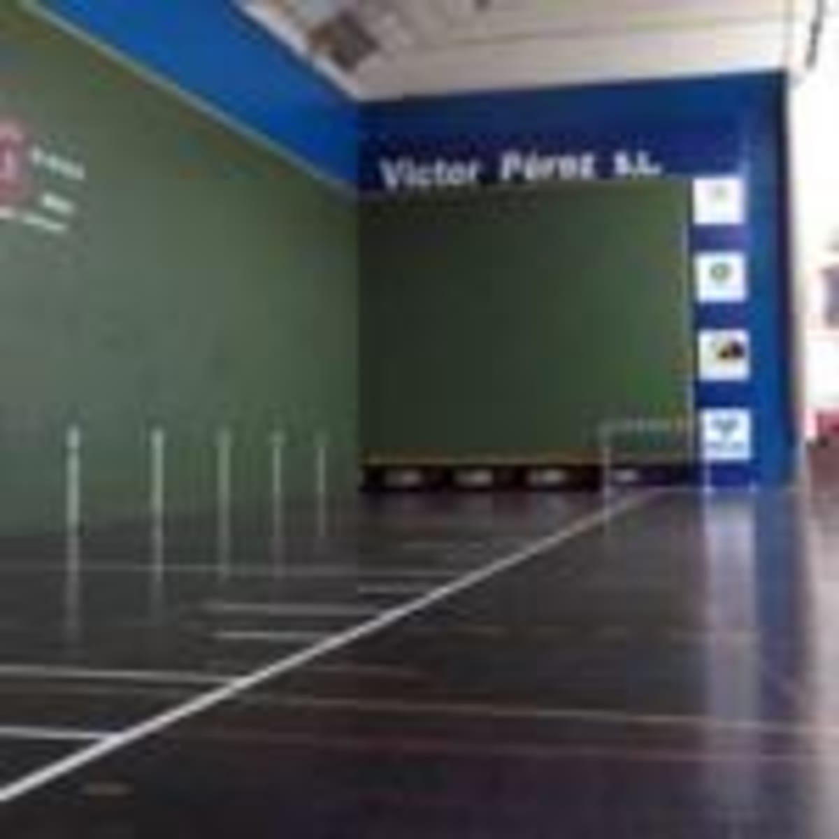 Ereta Sports Complex - Tenis a Tafalla