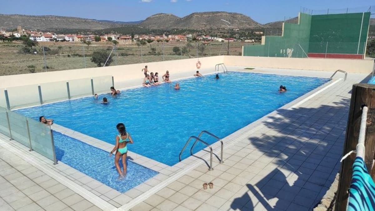 Municipal Pool Mora de Rubielos - Natacion in Mora de Rubielos