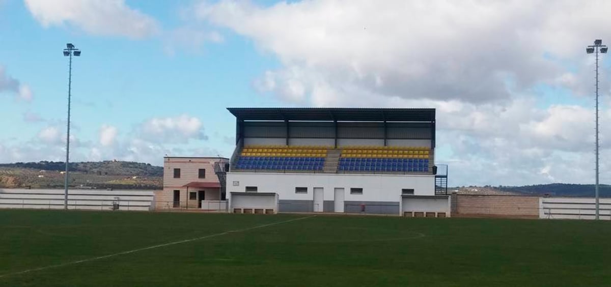 Campo Municipal de futbol Eusebio Mata - Fútbol a Zalamea de la Serena