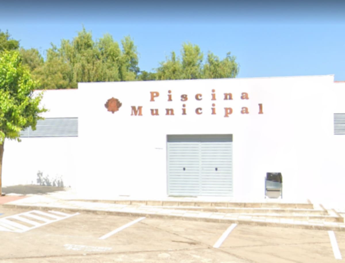 Piscina Municipal de Llerena - Natacion a Llerena