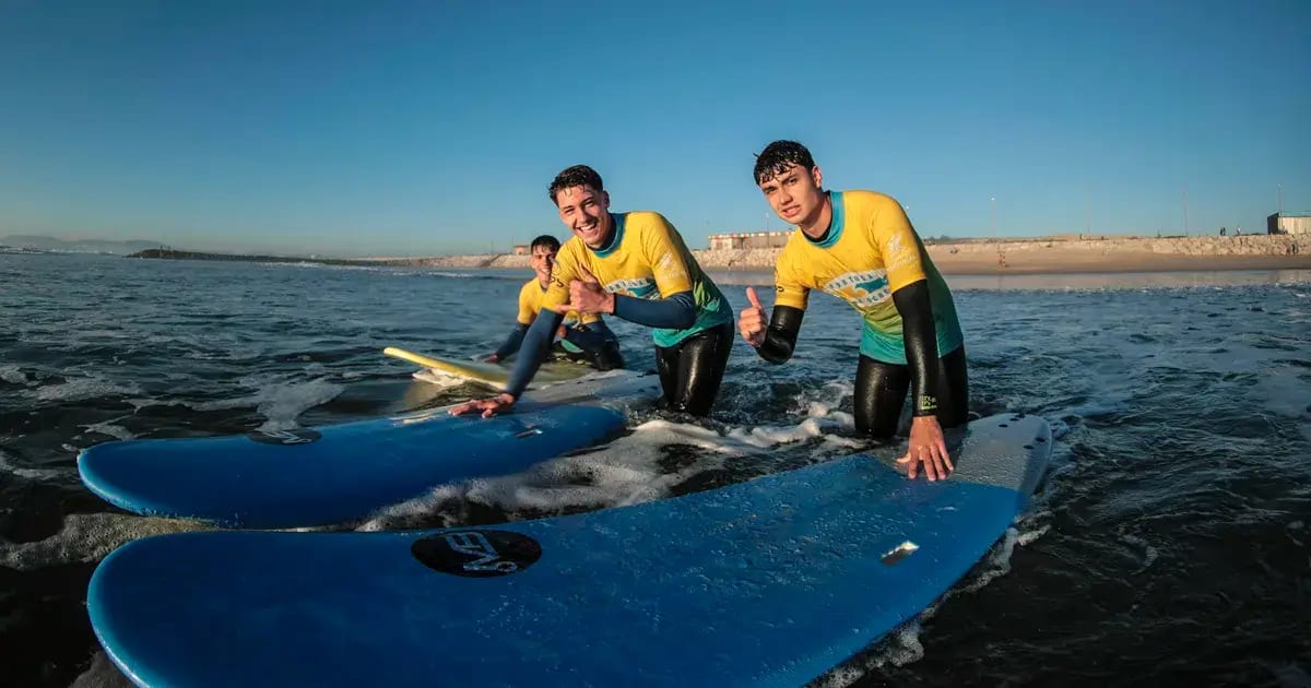 Portugal Surf School - Surf a Costa da Caparica