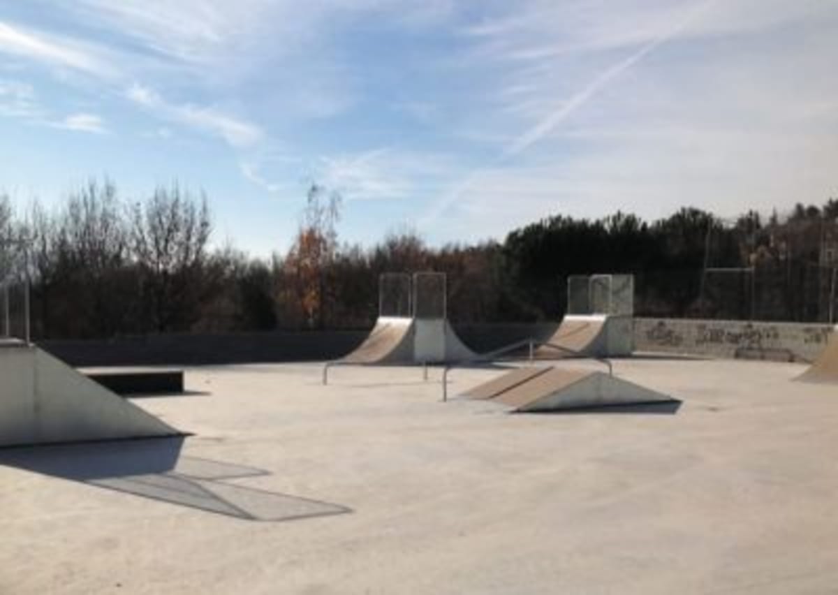 Pista de Skate - Skateboard in Es Mercadal