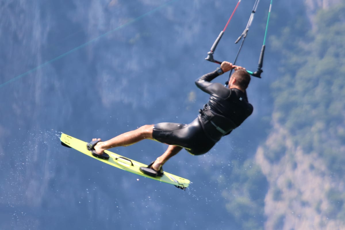 Xtremelement A.S.D. - kitesurf school - Kitesurf en Dervio