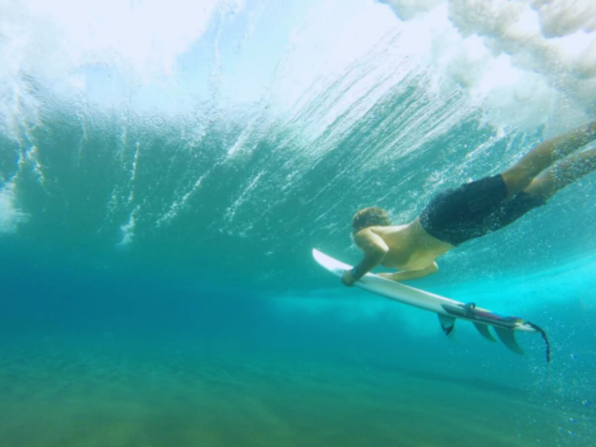 PABLO SOLAR PRO SURF COACH - Surf en Moya