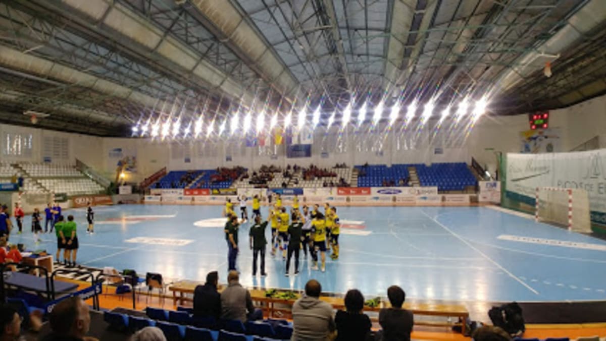Exterior sports pavilion at the Albericia - Baloncesto in Santander
