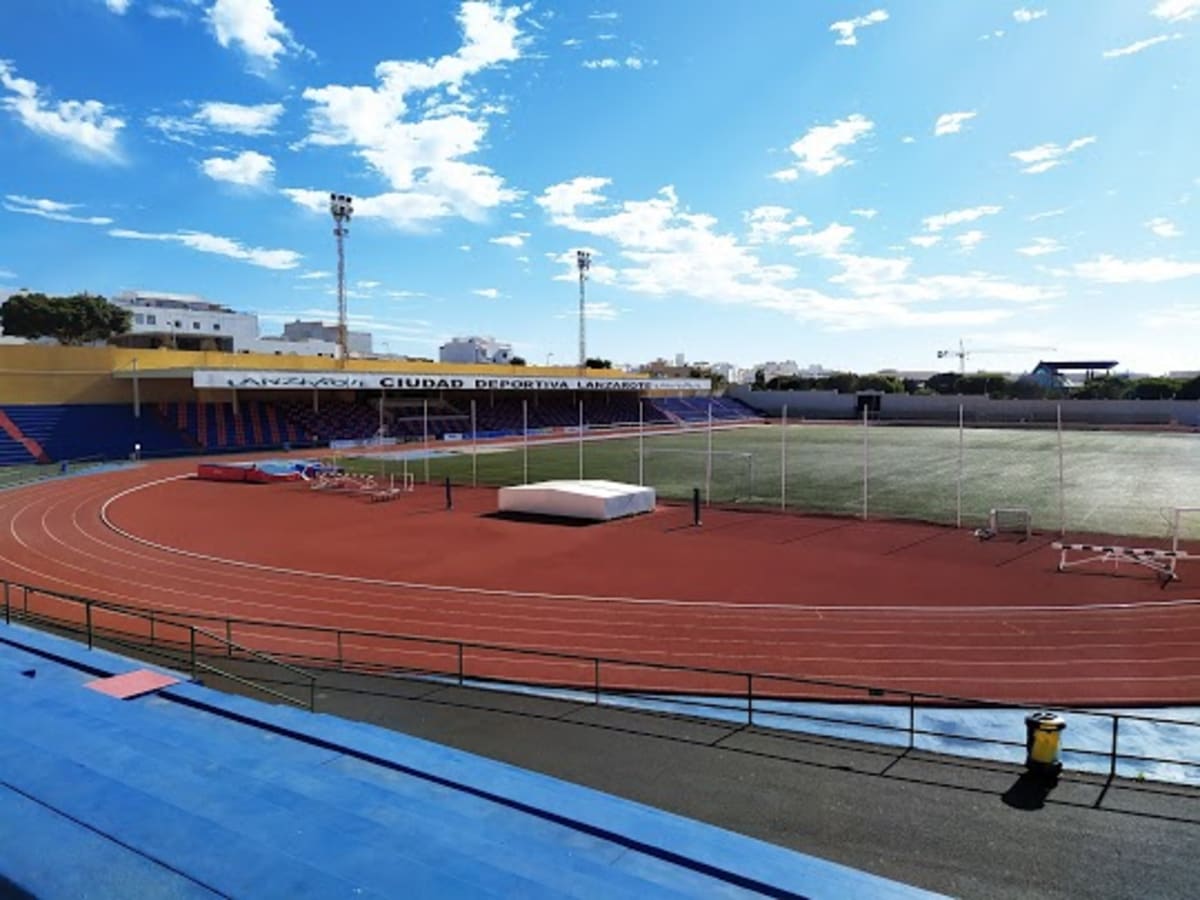 Estadio de la Ciudad Deportiva de Lanzarote - Baloncesto a Arrecife