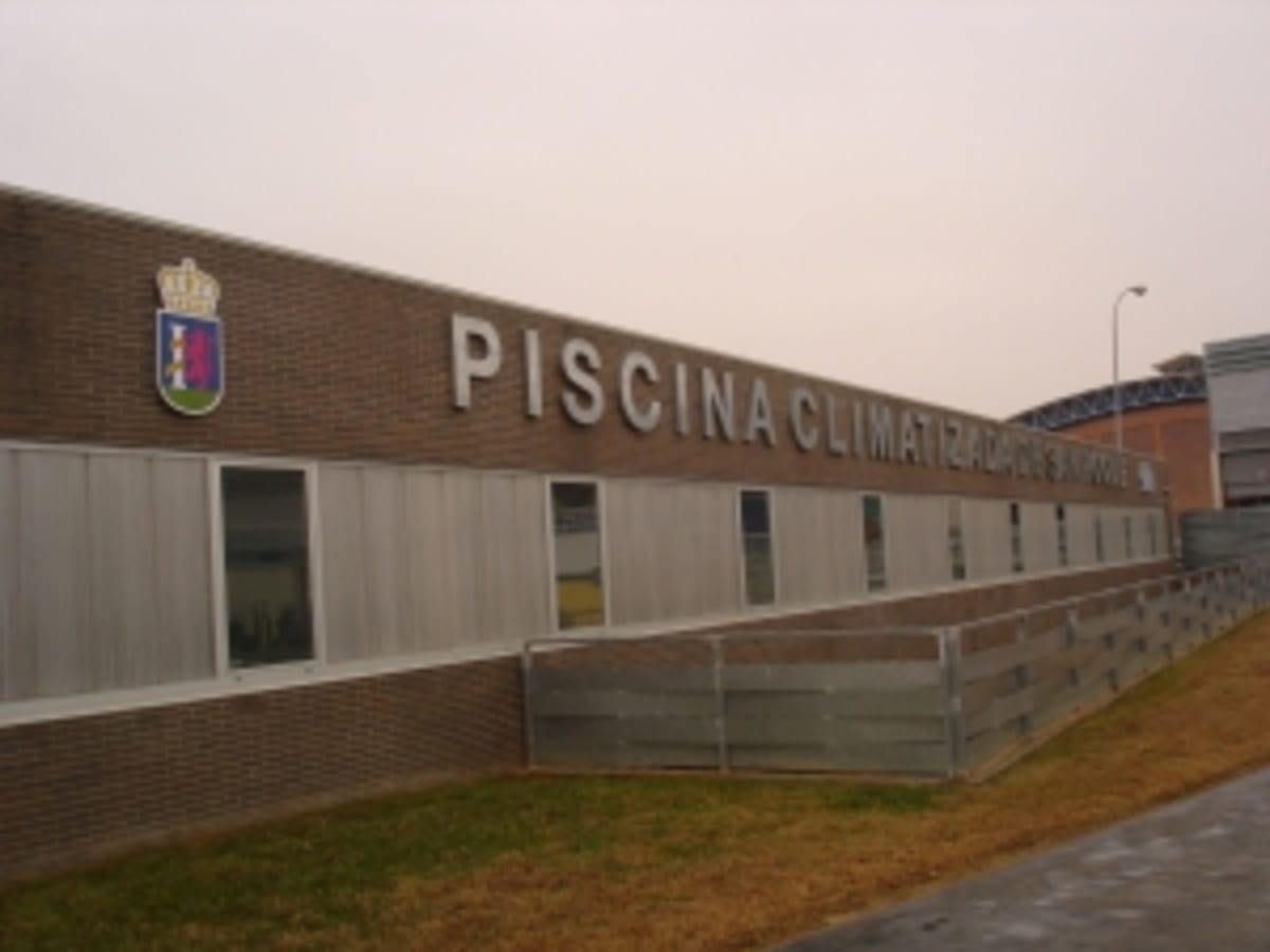 Piscina municipal I.D.M San Roque - Natacion a Badajoz