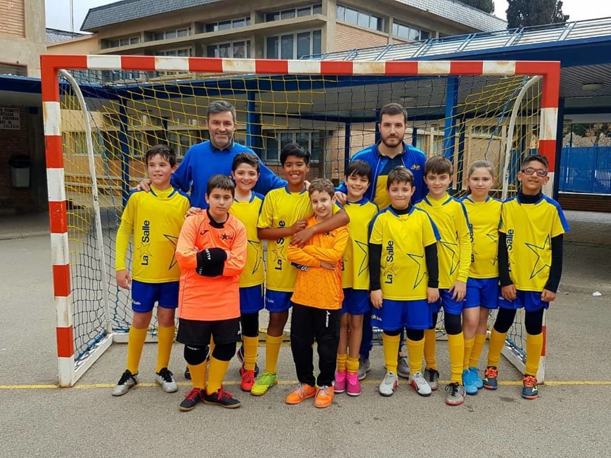 Agrupación Deportiva La Salle Montemolín - Baloncesto en Zaragoza