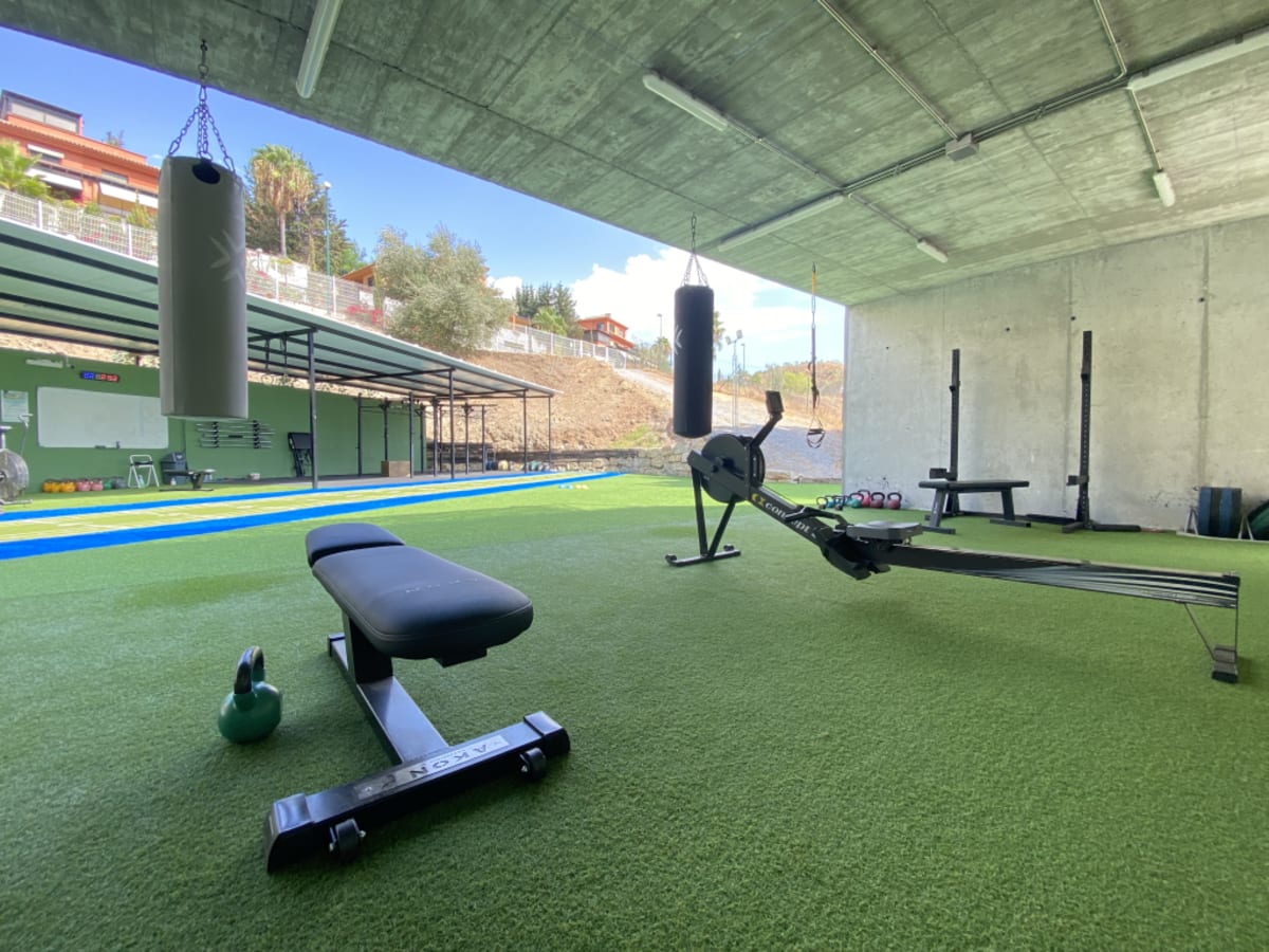 Eshmún Sport Clinic - Fútbol a Málaga