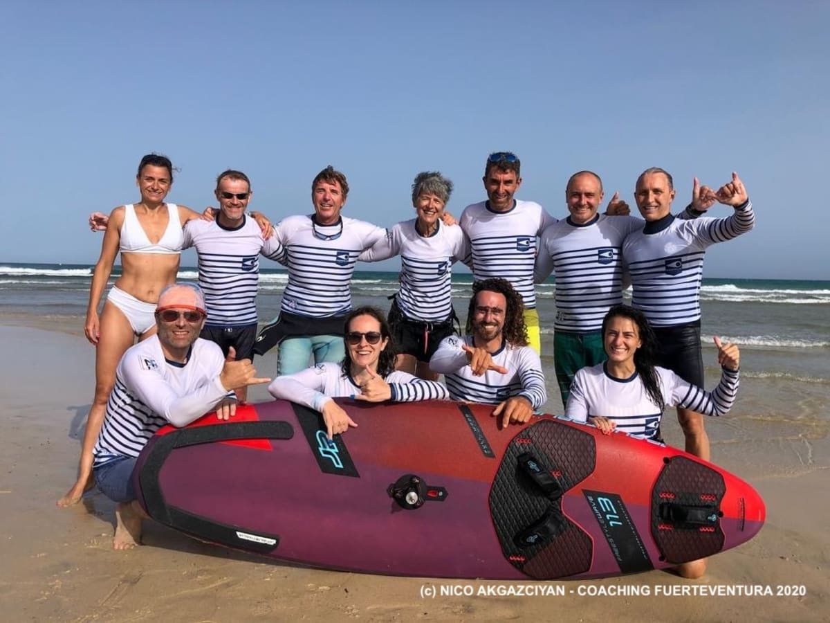 Ecole Wing Foil Windsurf Leucate - F400 Surfschool - Surf a Leucate