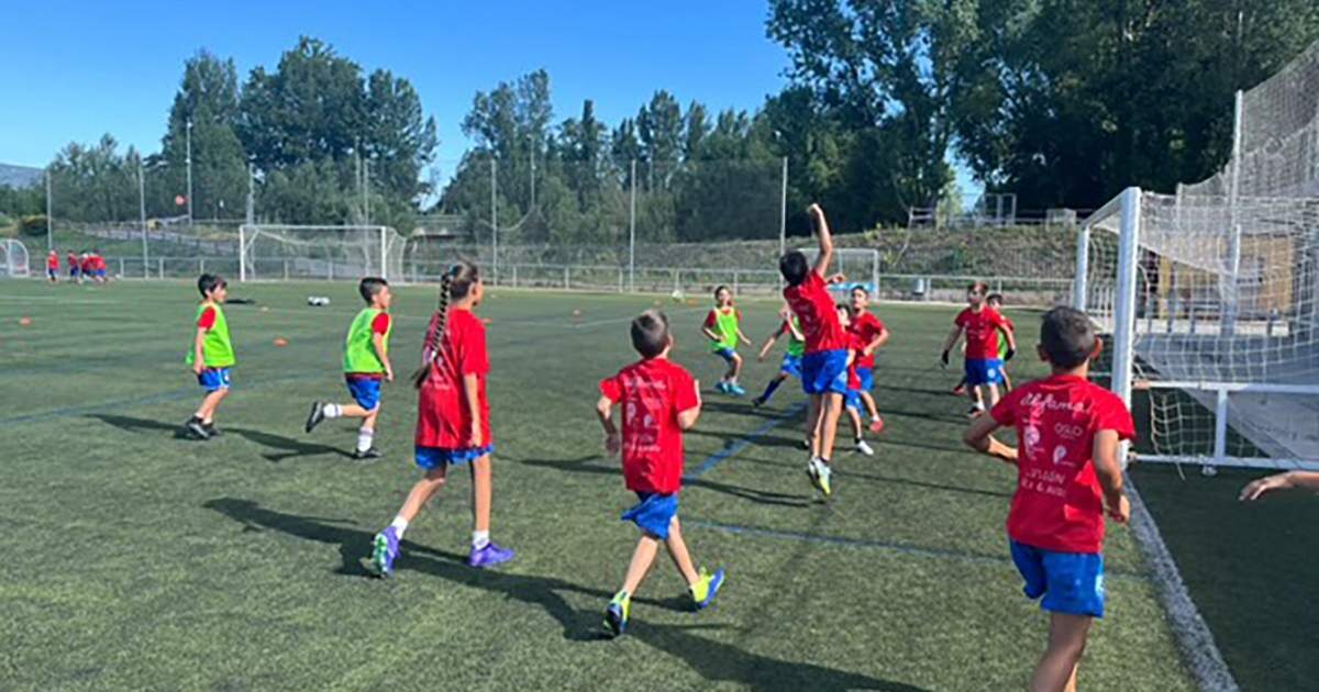 CAMPO DE FÚTBOL JESÚS ESTEBAN RODRÍGUEZ - Fútbol en Bembibre