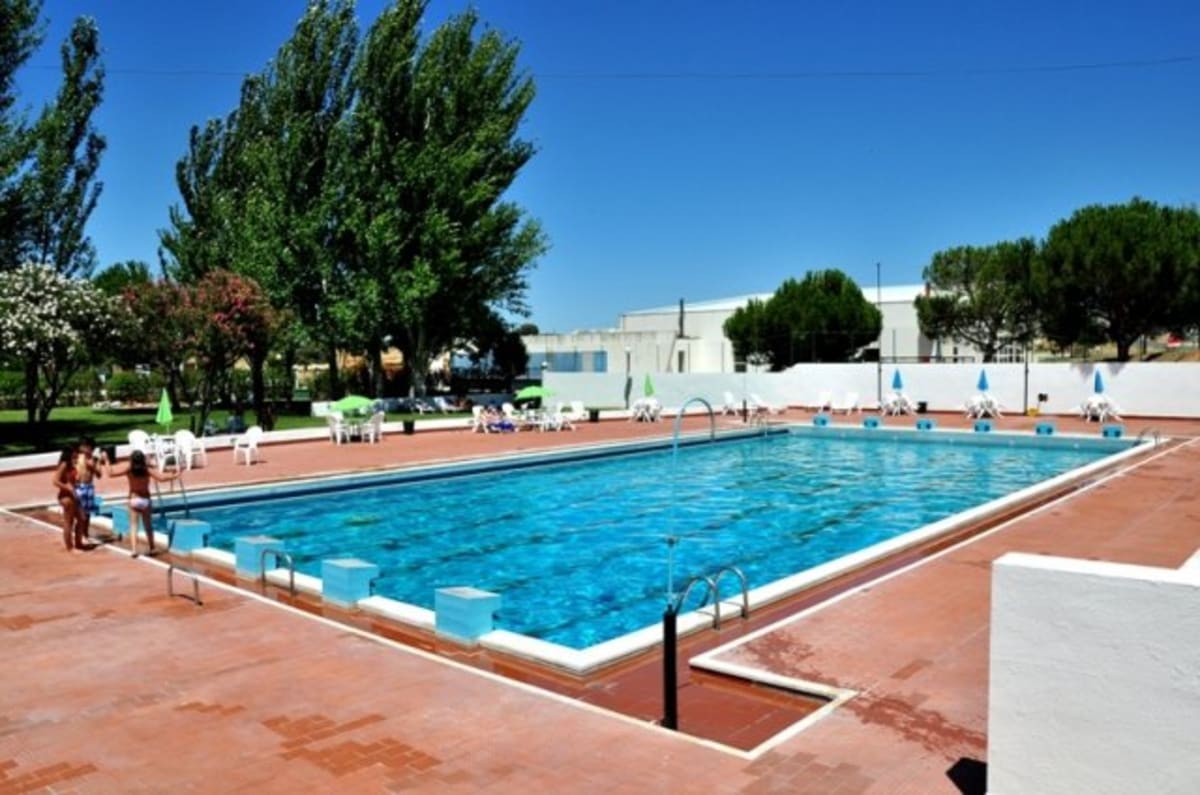 Piscina Municipal Descoberta - Natacion a Monforte