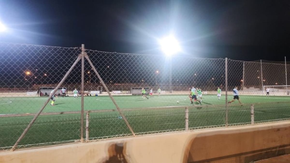 Camp de Futbol La Nova Cabana - Fútbol in Marratxinet
