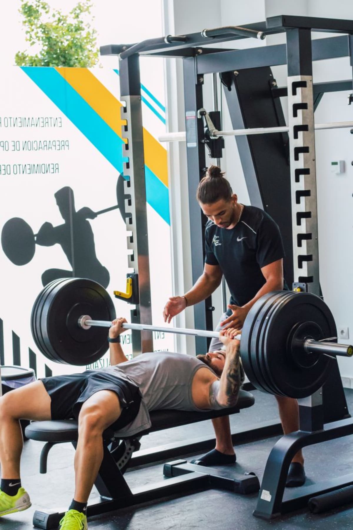 Gimnasio, Entrenamiento Personal y Nutricionista en León | Futura Sport Center - Fútbol a León