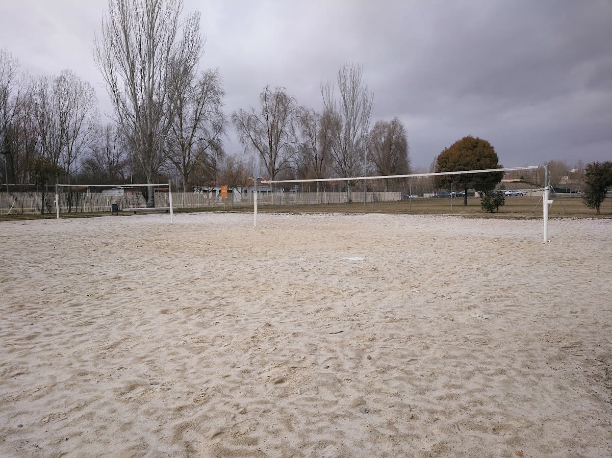 Campo de Vóleibol Playa - Voleibol in Salamanca