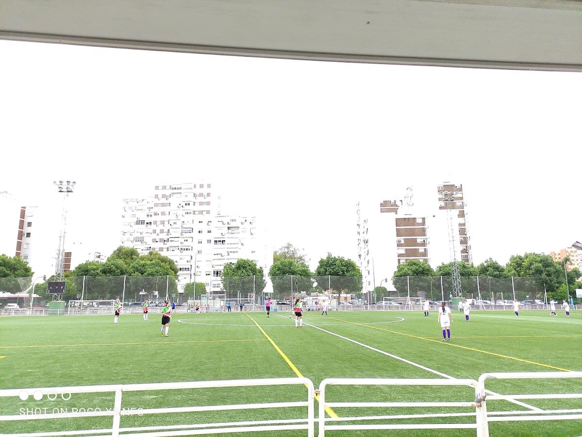 Centro Deportivo Huerta Del Perejil - Baloncesto en Sevilla