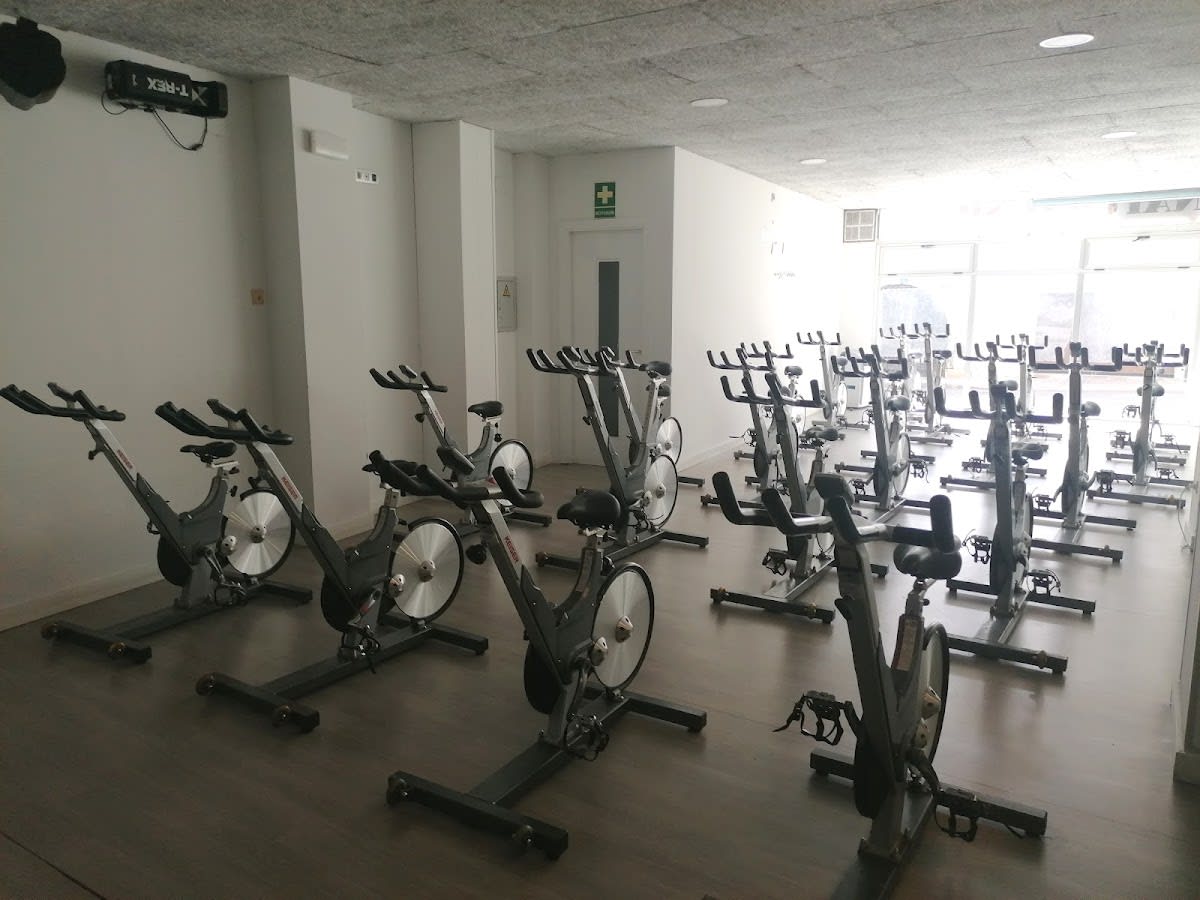 XIMNASIO NATURAL SPORT - Crossfit en Ribeira