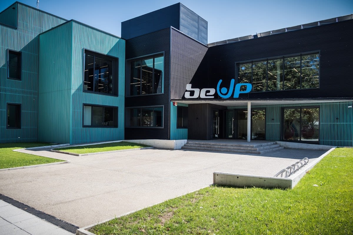 beUp Santander - Natacion en Monte