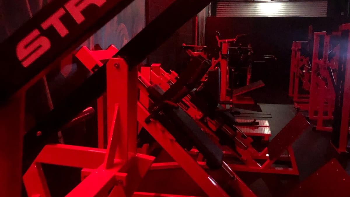 GIMNASIO IRUN PRO STRENGTH - Gimnasia a Irun