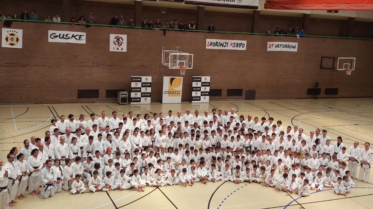 GUSKE (Goierri Urola Shorinji Kempo Eskola) - Karate en Zumarraga