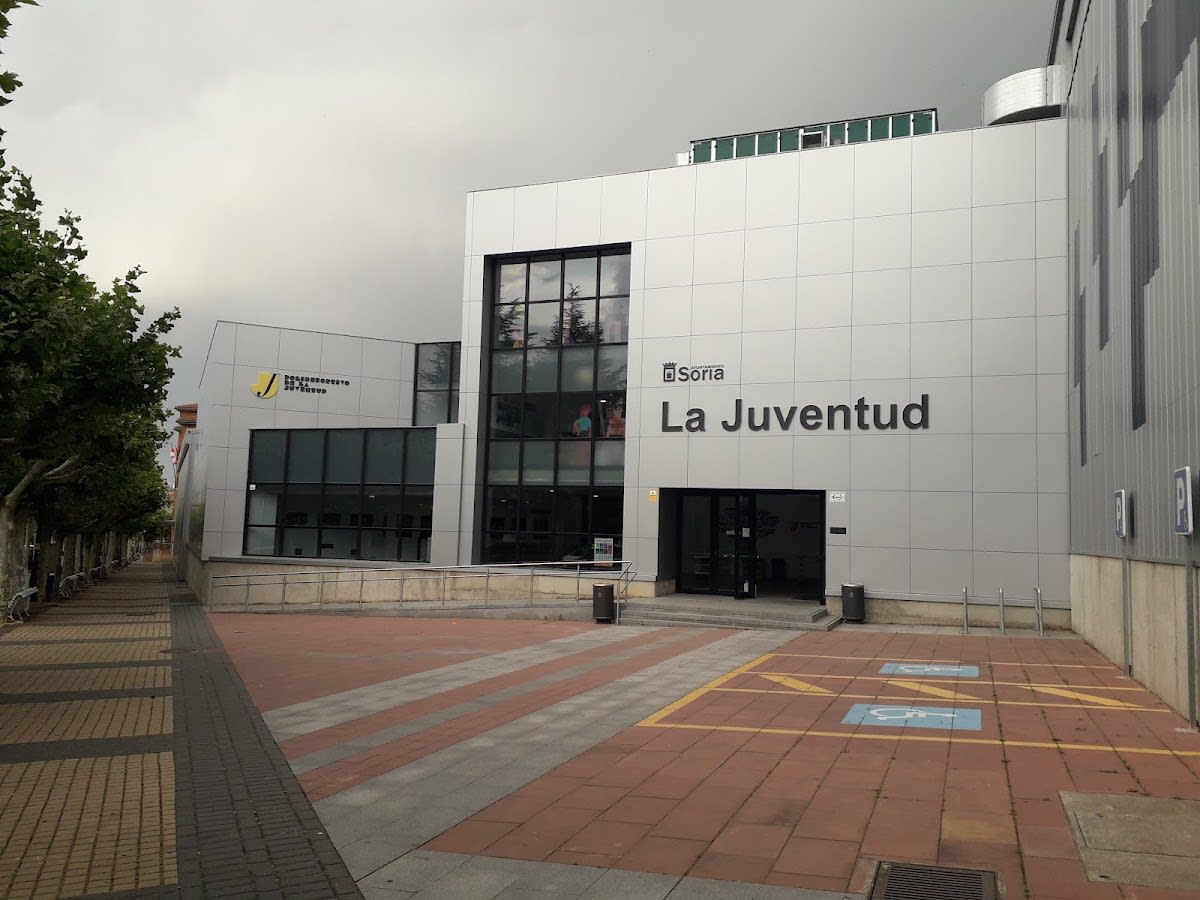 Polideportivo Municipal Youth - Natacion en Soria