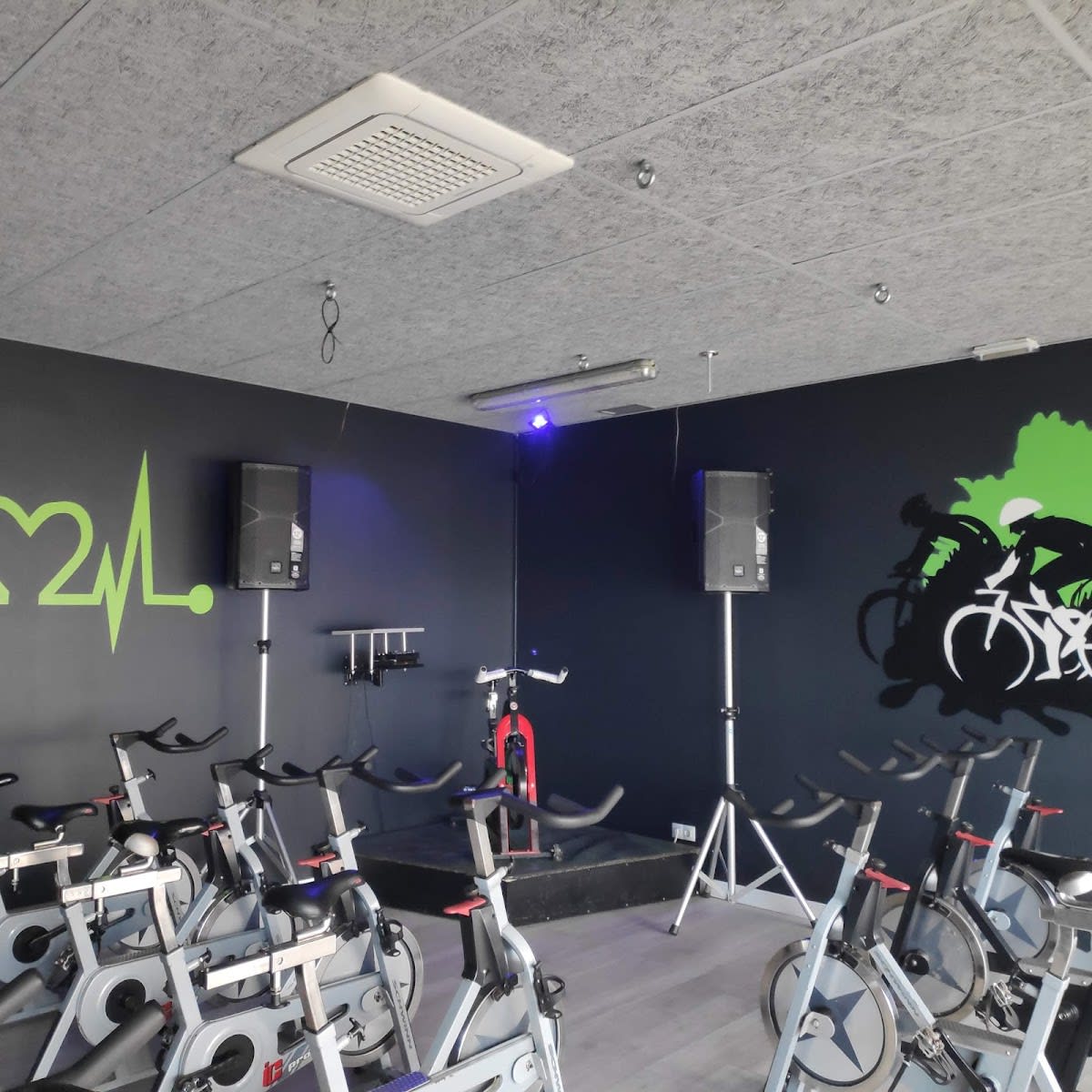 Gym Tonic Corella / Gimnasio y Entrenamiento Personal - Gimnasia em Corella