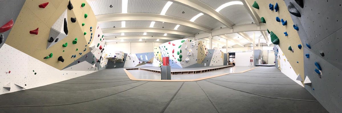 Rocódromo Indoorwall Jaca - Gimnasia in Jaca