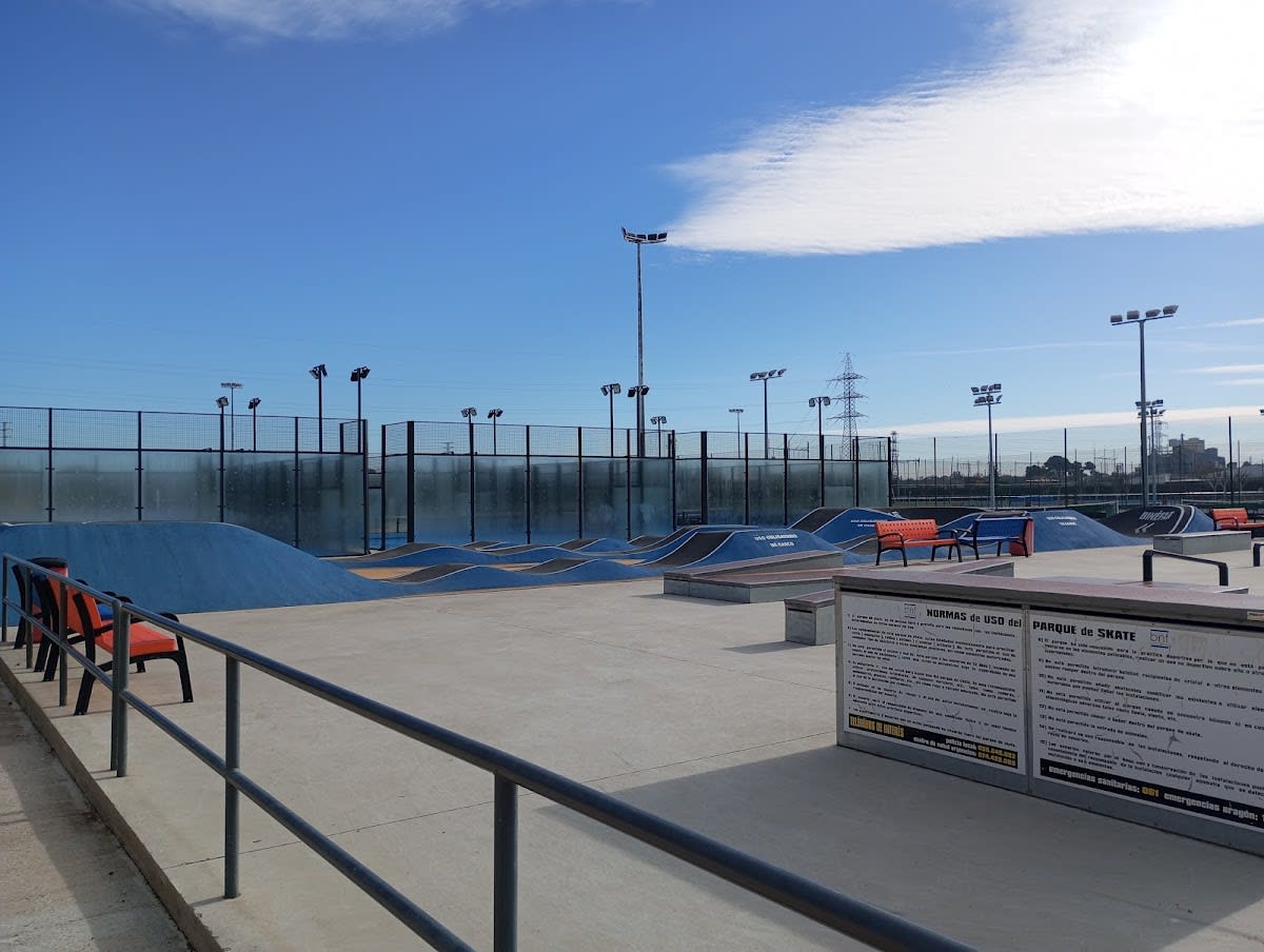 Los Olmos Polideportivo - Tenis en Binéfar