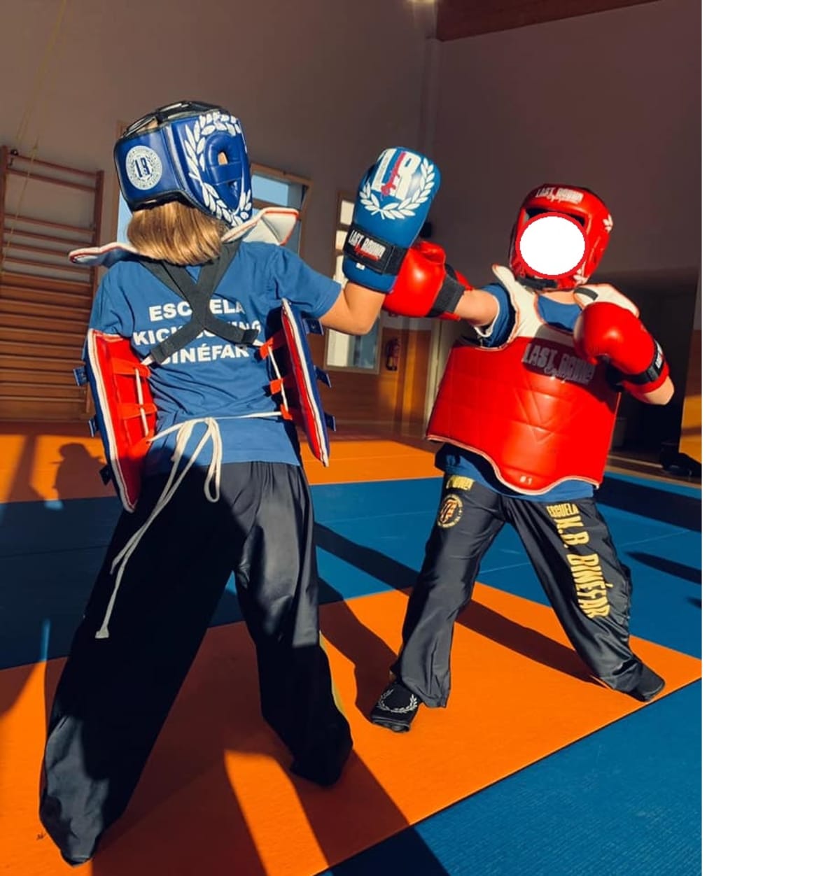 Escuela Kickboxing Binefar - Karate en Binéfar