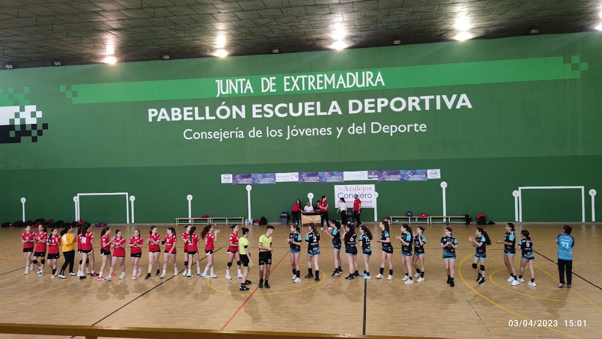 School Sports Hall Plasencia - Gimnasia en Plasencia