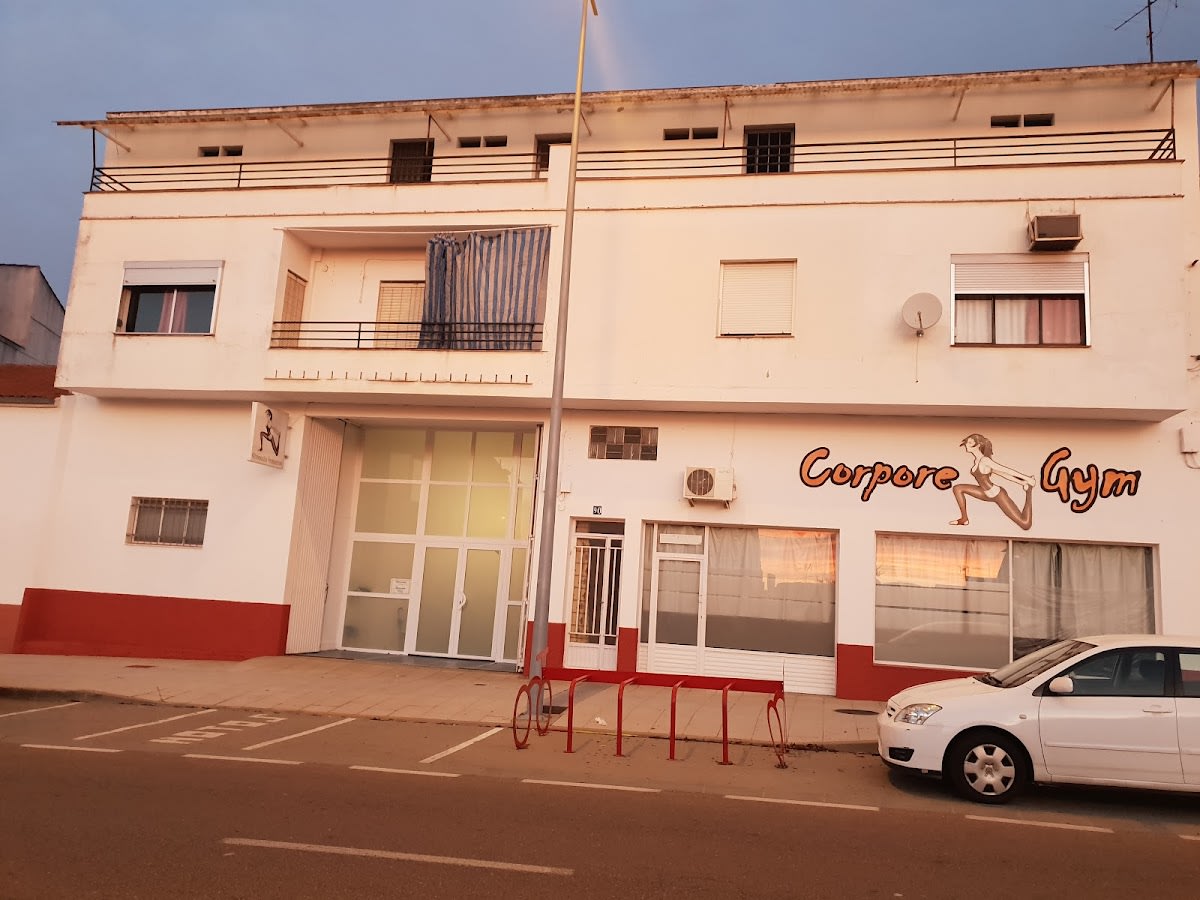 Corpore Gym Gimnasio Femenino y Escuela de Baile - Gimnasia en Miajadas