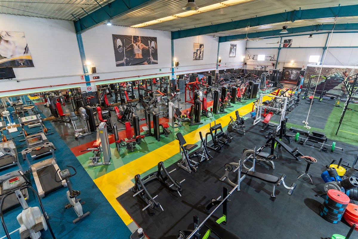 Ferrón Gym - Complejo Deportivo - Karate en La Carolina