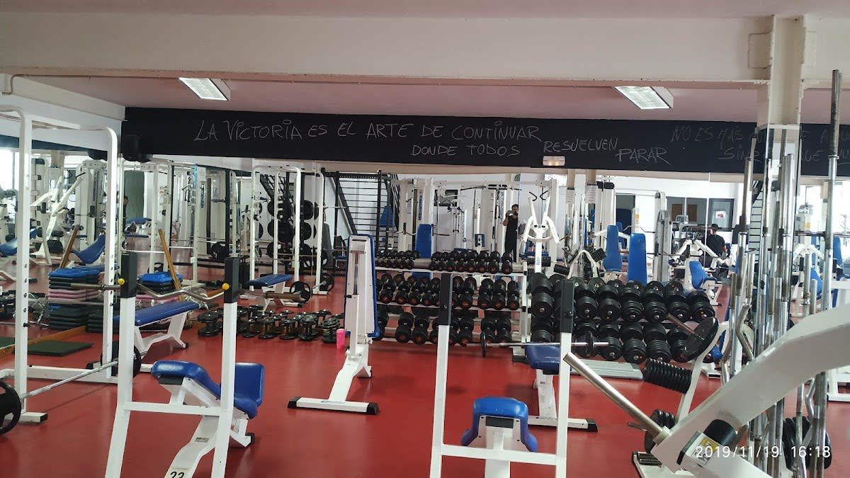 Centro Deportivo Municipal Carloteño - Natacion en La Carlota