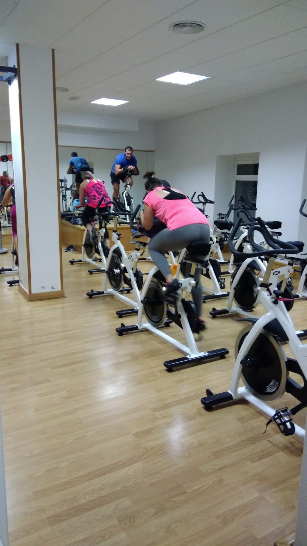 Trujillo Fitness Center - Natacion en Trujillo