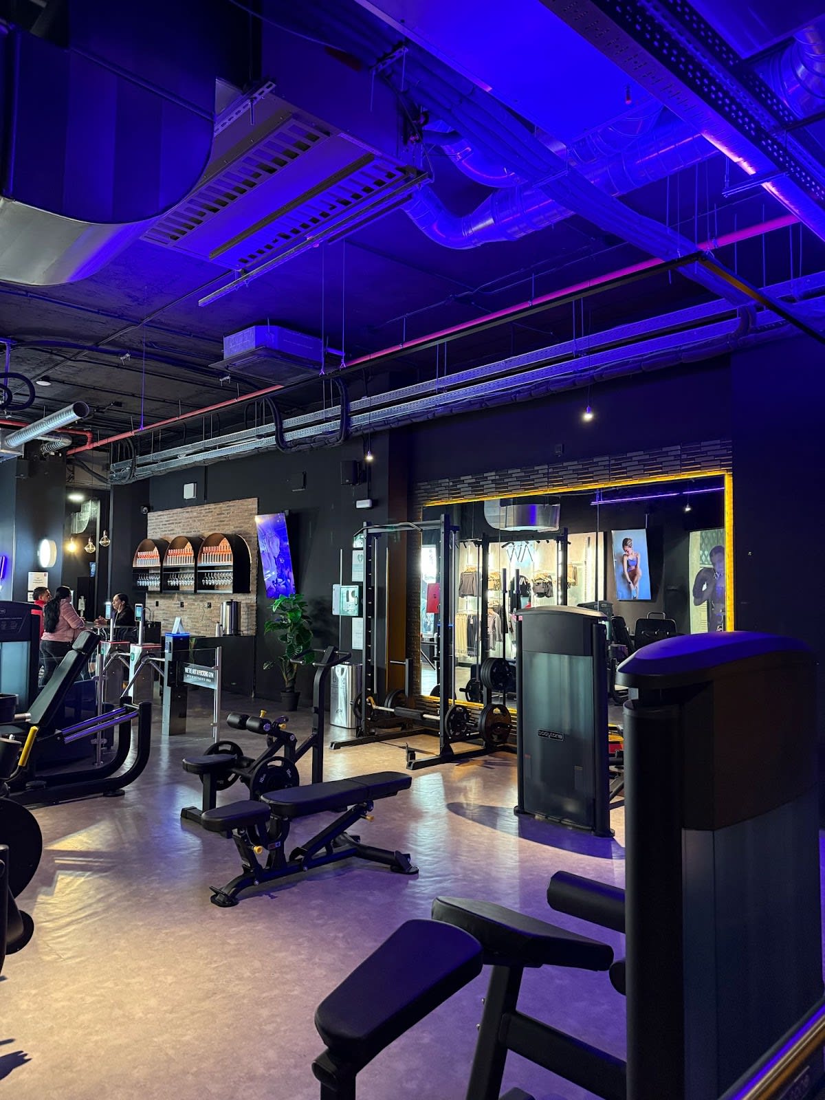 Action Black Alcalá - Gimnasia en Madrid