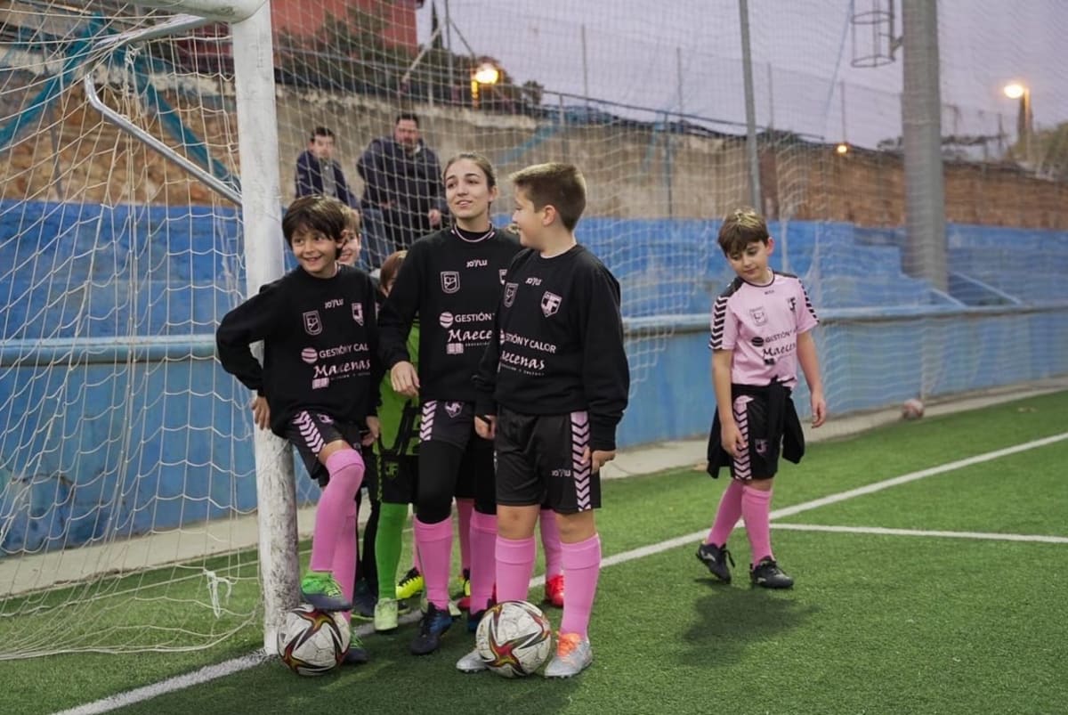 Escuela De Fútbol Javi Flores - Fútbol en Córdoba