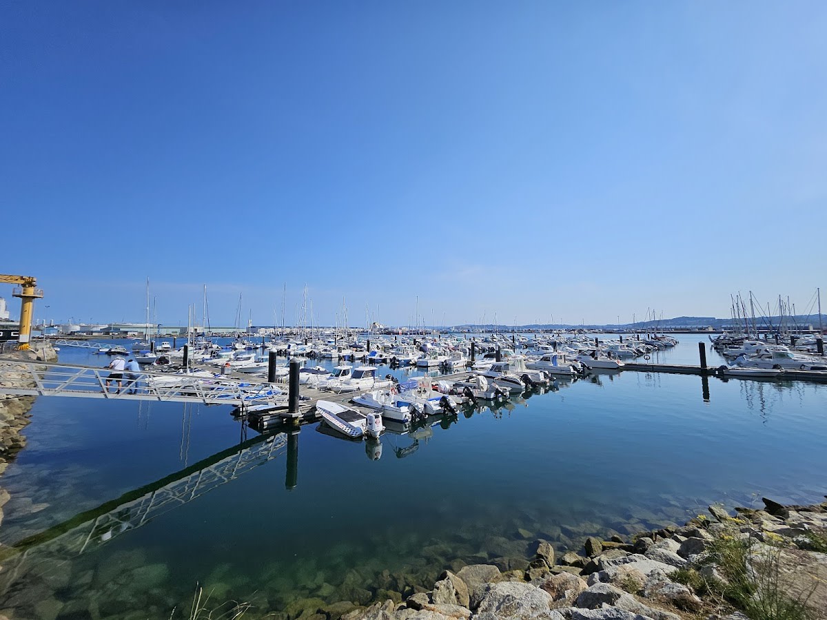 Club Marítimo de Oza "O Puntal" (sección náutica) - Voleibol en A Coruña