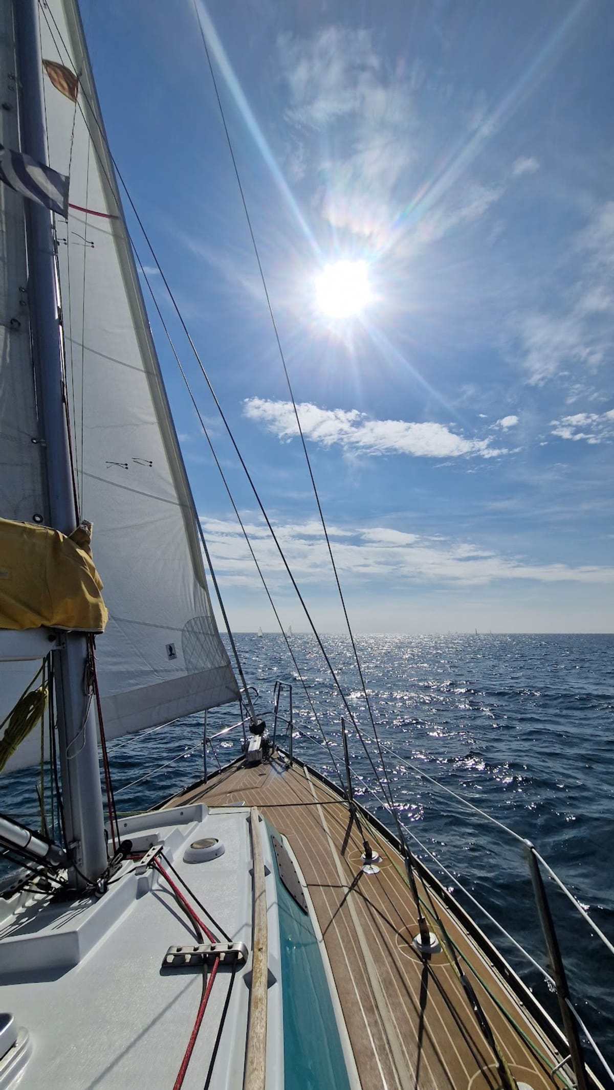 Escola Nàutica, Club de Navegació i Experiències Caralvent - Vela in Mataró