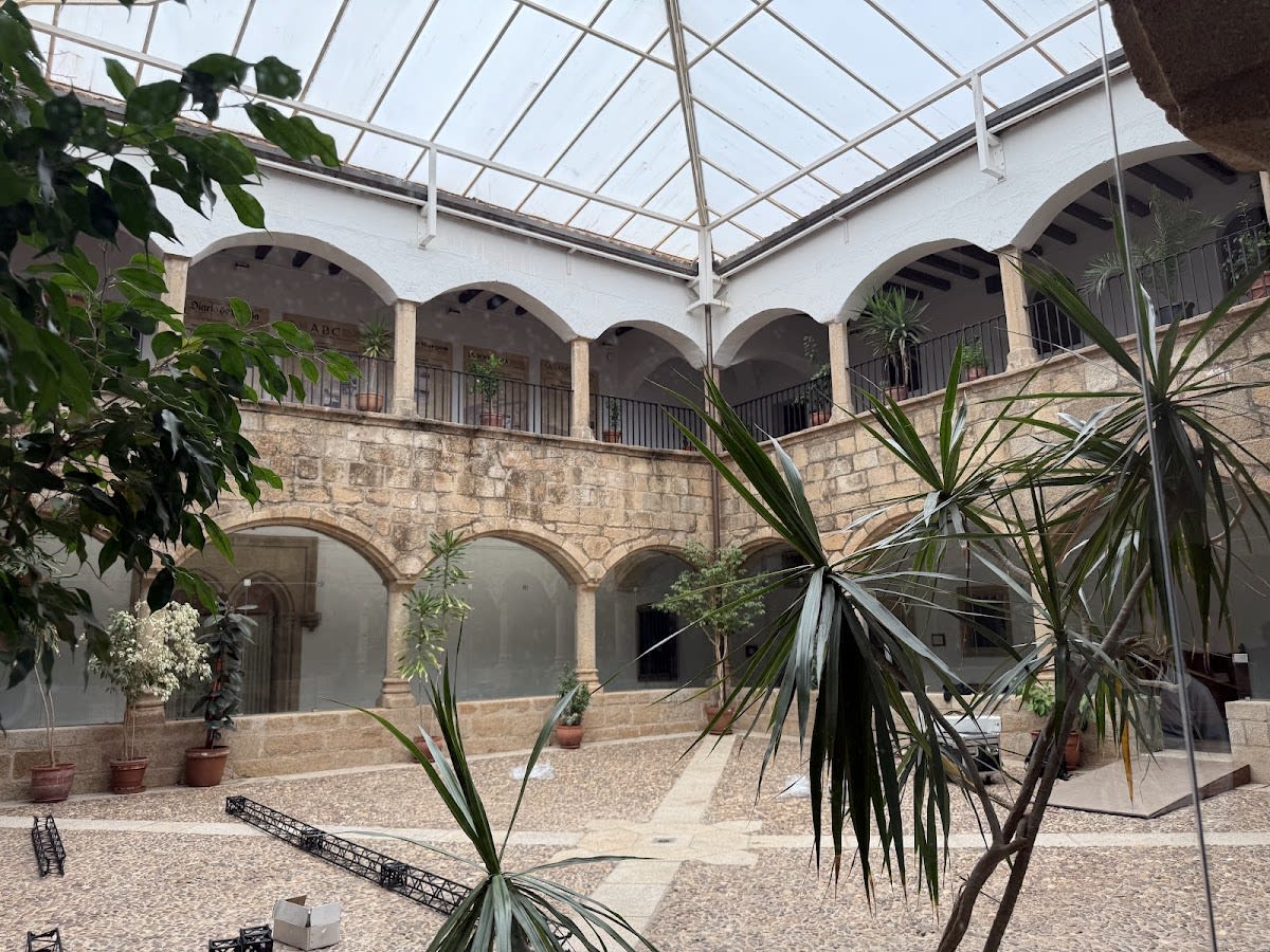 Complejo Cultural San Francisco - Vela en Cáceres