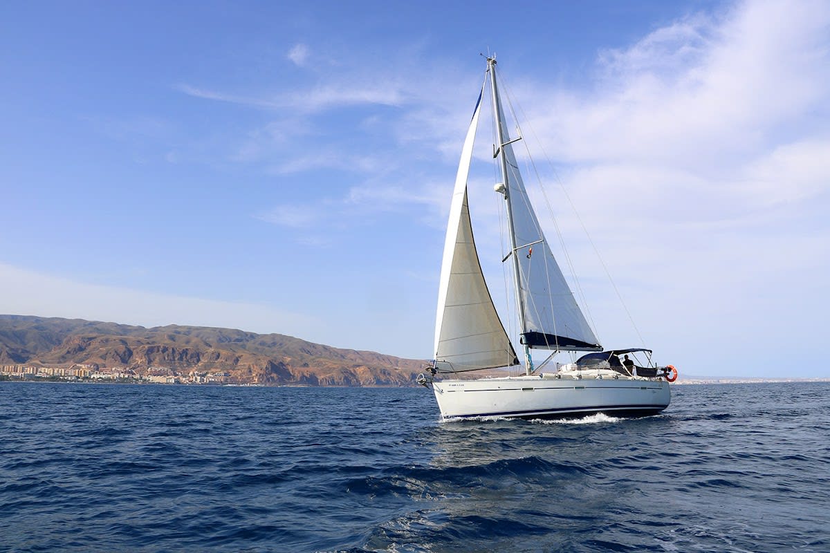 Sailing Mike - Academia Náutica - Vela a Aguadulce