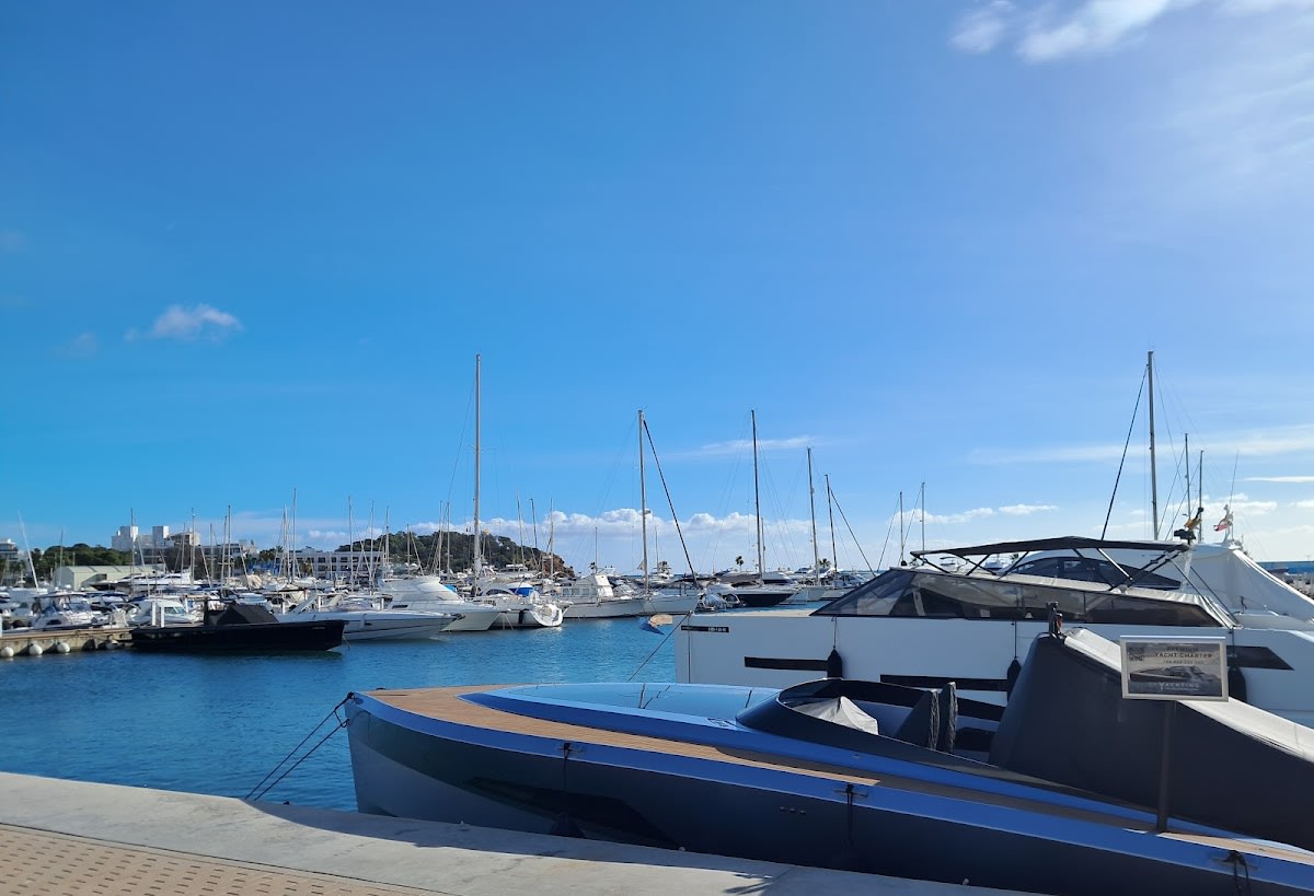 Club Nàutic Santa Eulàlia - Natacion en Santa Eulalia Des Ríu