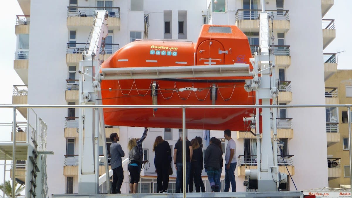 Escuela de Formación Marítima Profesional. Nautica.pro - Vela a Palma