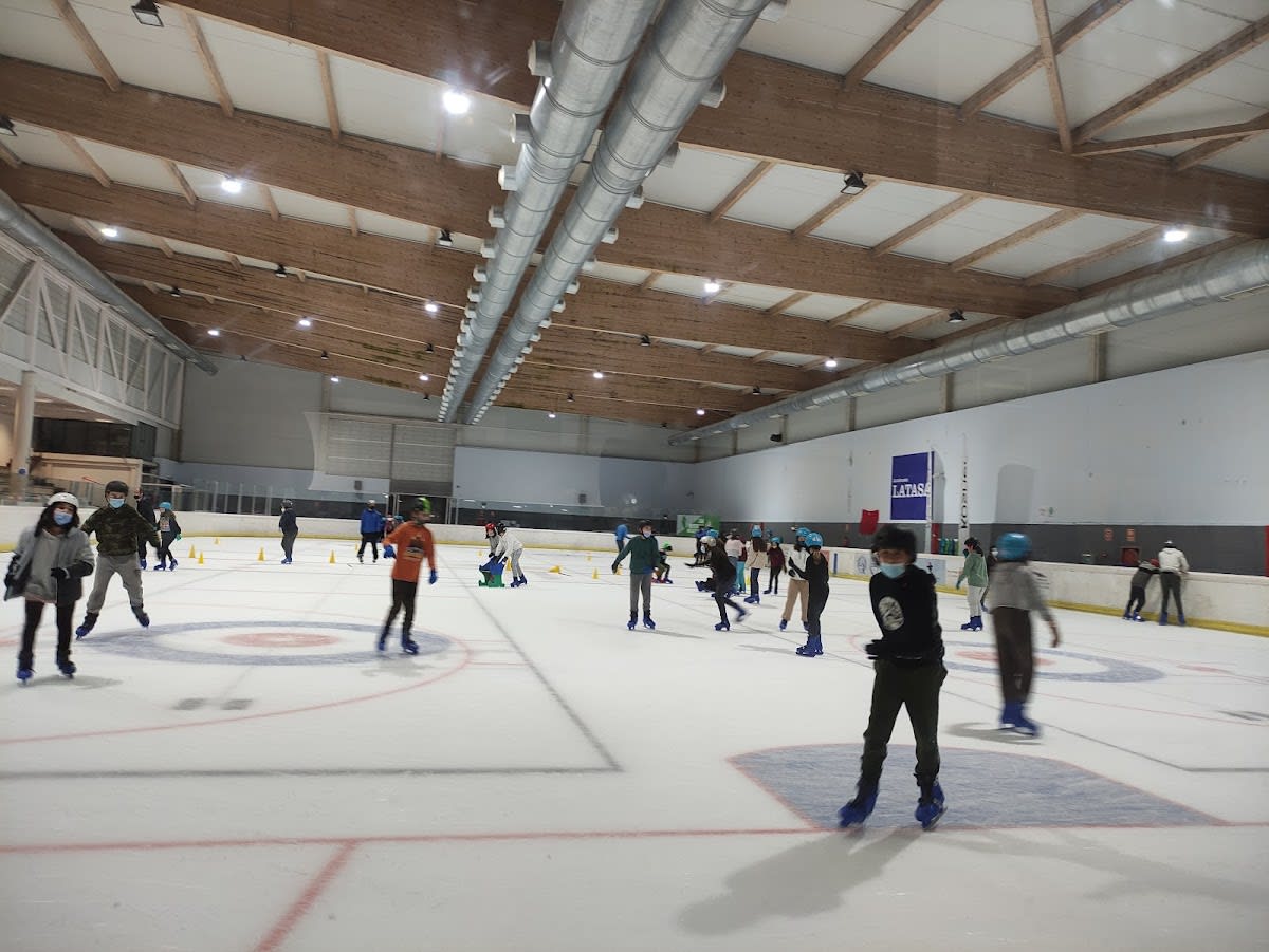 Uharteko Izotz Jauregia - Hockey a Huarte