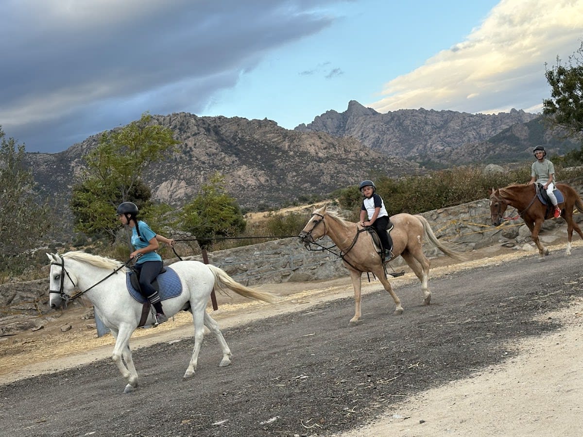 Club Hipico Las Nieves - Hipica em Cerceda