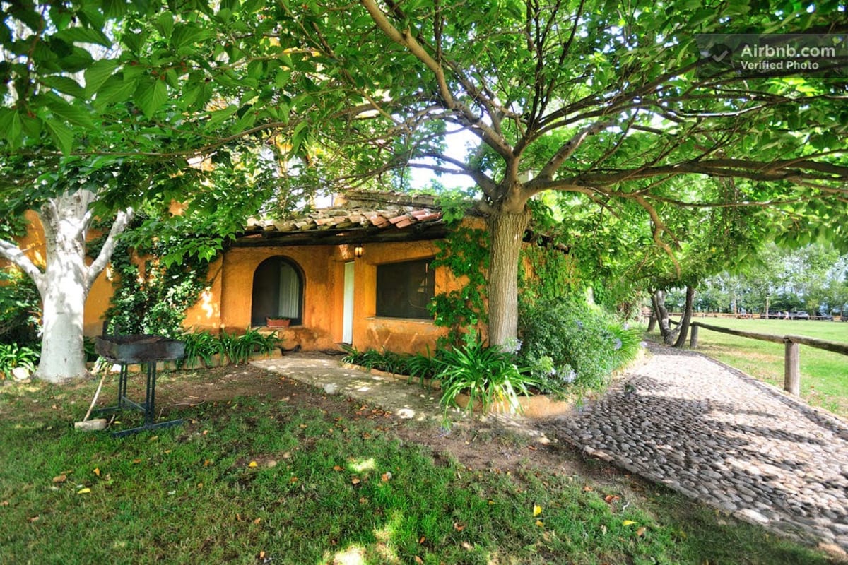 Casas Rurales Senillosa - Hipica in Castelló d'Empúries