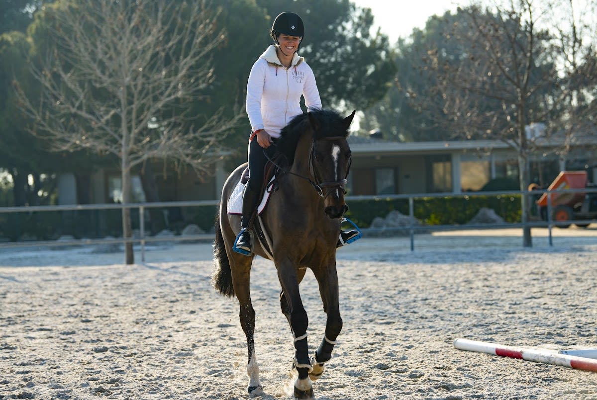 Emiralia Horse Corporation, S.L. - Hipica in Villanueva de la Cañada