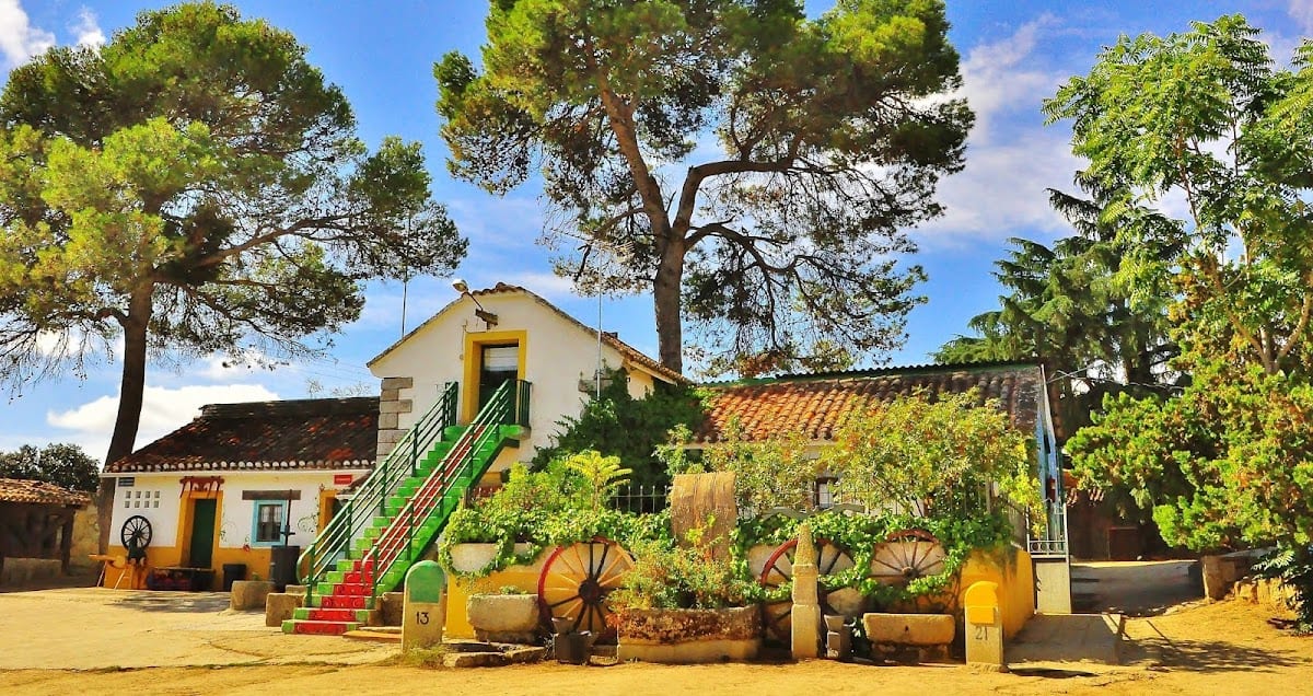 Farm School El Palomar - Hipica em Chapinería