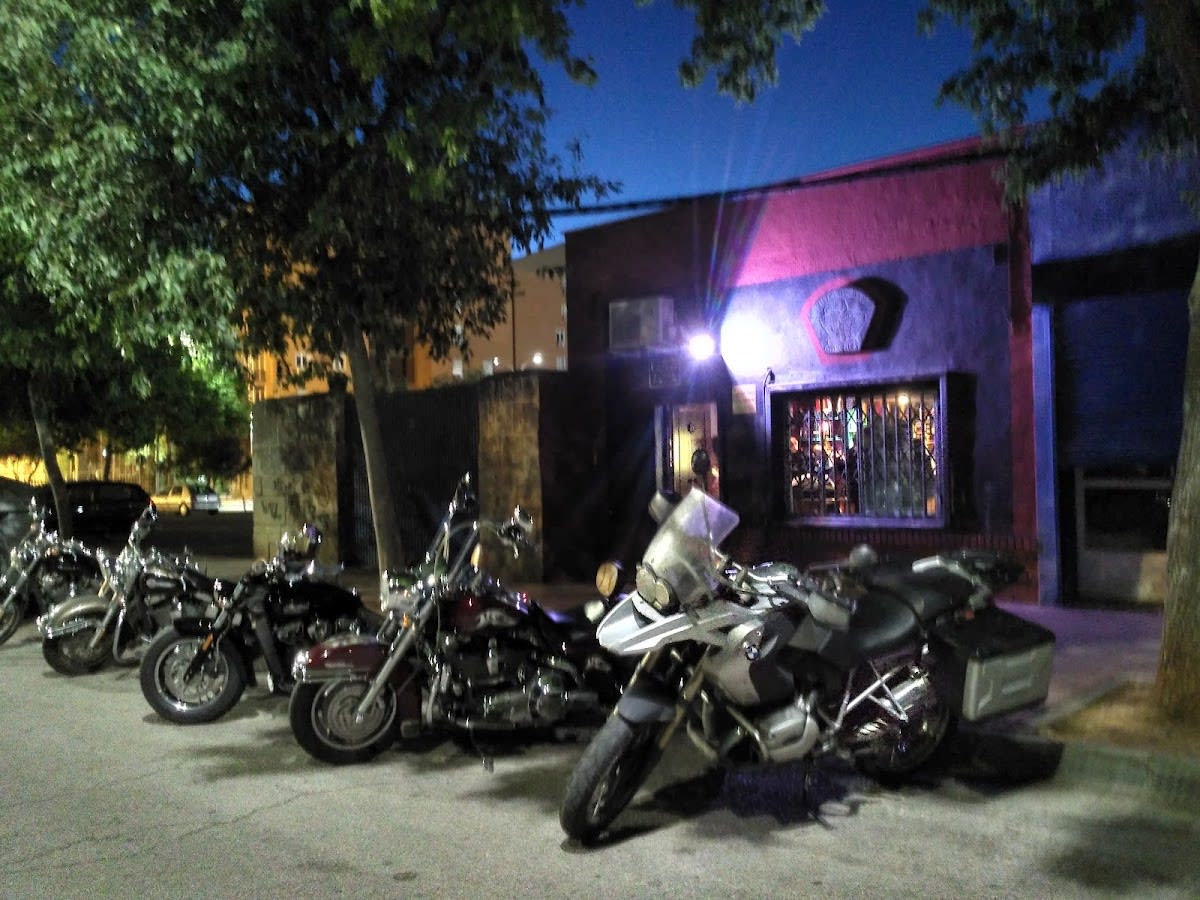 Buitres Leonaos Nido del Buitre - Hipica em Cáceres