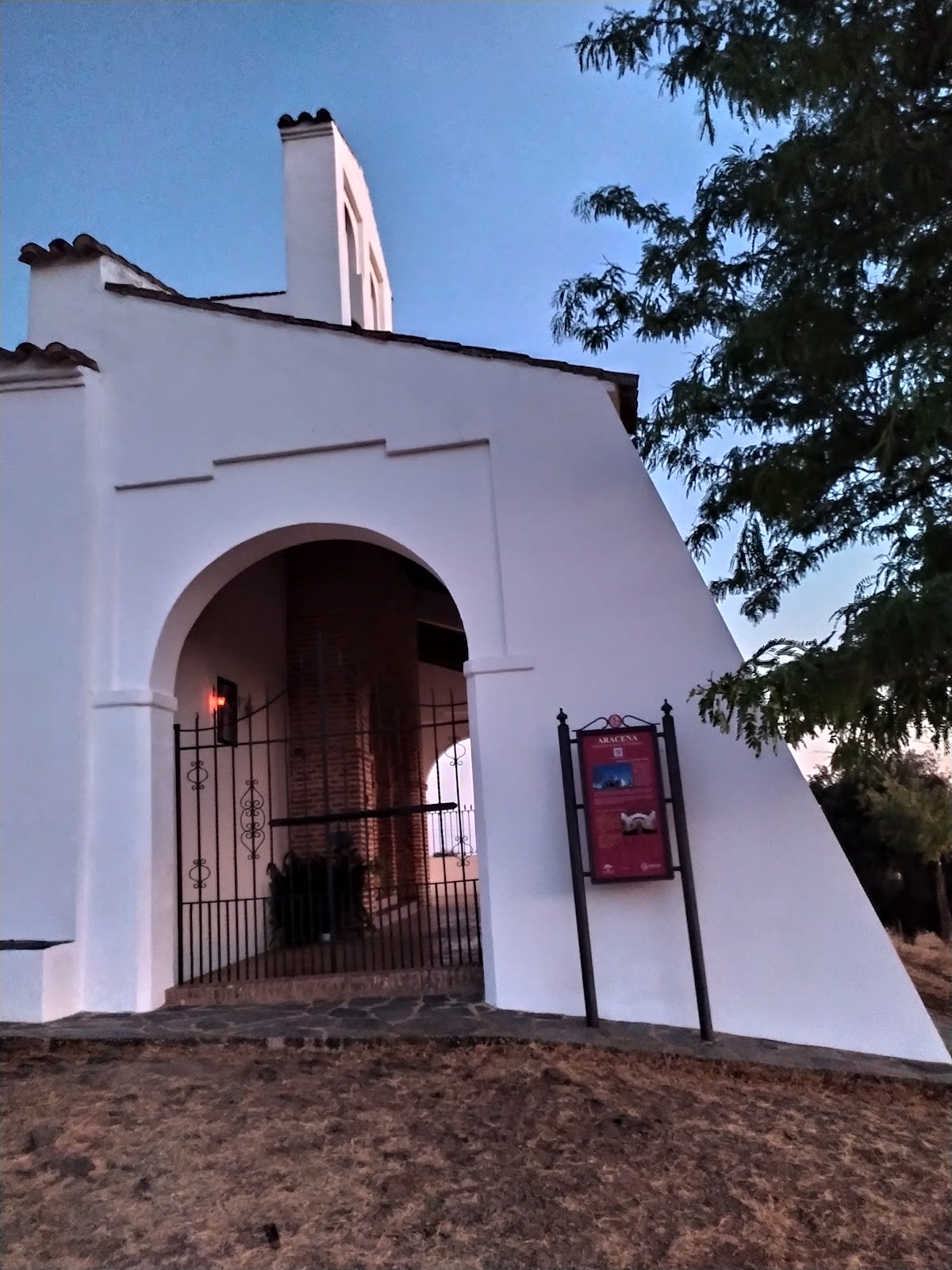 Picadero Santa Marina Jose Angel - Hipica in Aracena